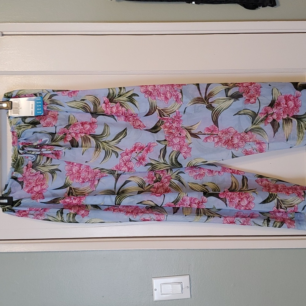 Sessa Bathing Bottom Blue Floral Coverup